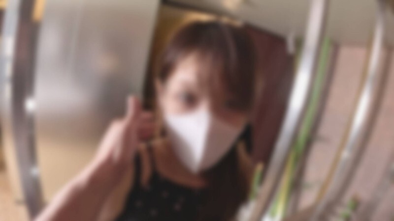 FC2-PPV-4746069 ♡ Half price until August 30th [Uncensored, Completely Amateur, Raw Creampie] A lovely 36-year-old slender wife likes it raw! One inside! One outside! Her face while sucking a hard cock is so erotic that it's on the verge of exploding